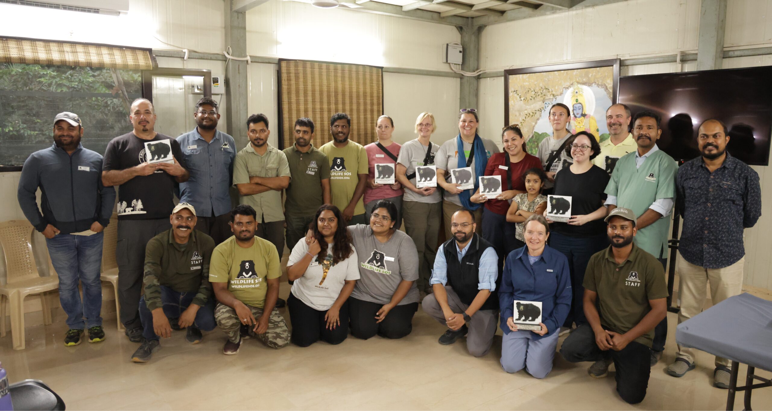 Wildlife SOS Hosts The Bear SAFE Team… Again!