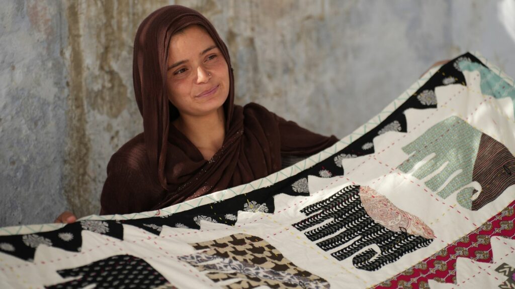 Kalandar women_Merchandise